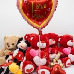 Heart-shaped balloon with "Love You!" message for romantic occasions.