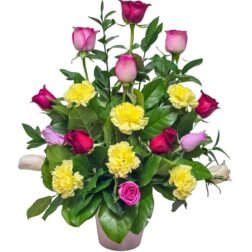 Fresh Flower Bouquet with Vase | Designed by Marilu Herrera | 10