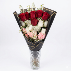 The Neapolitan Rose Buchón